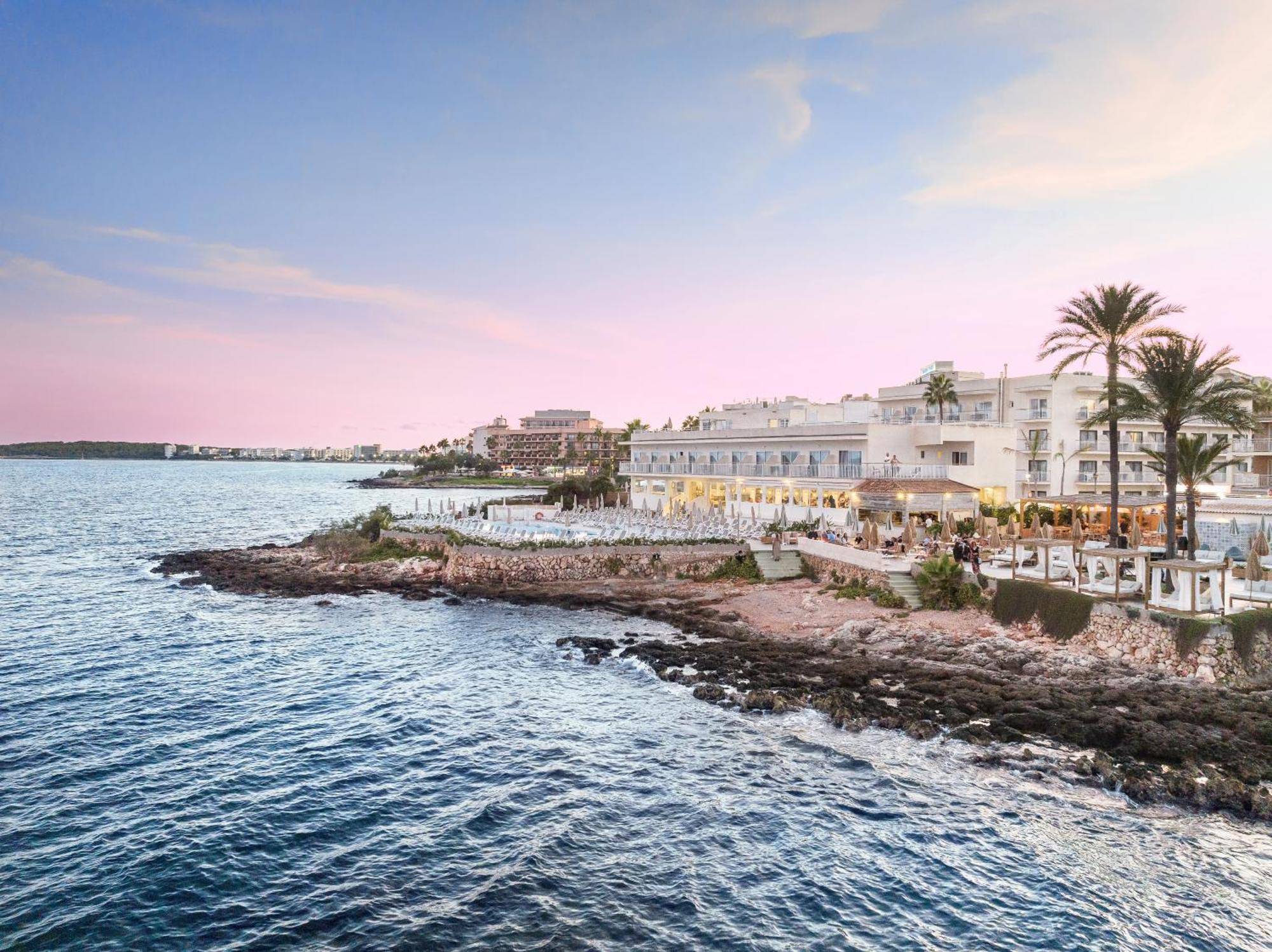 Hotel Atolon & Kaafu Beach Club Cala Bona  Exterior photo